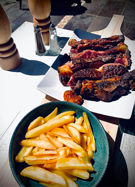 Le restaurant - Le Petit Roche - Restaurant Serrieres - les meilleurs restaurant de SERRIERES